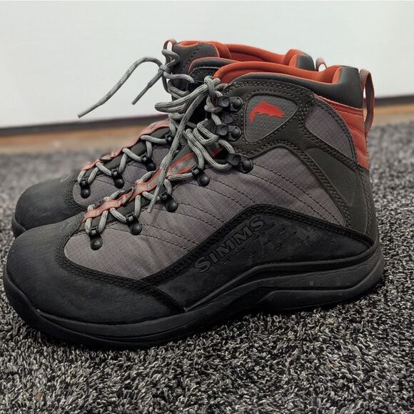 Simms Men's Gray and Black Hiking Boots - Picture 5 of 13